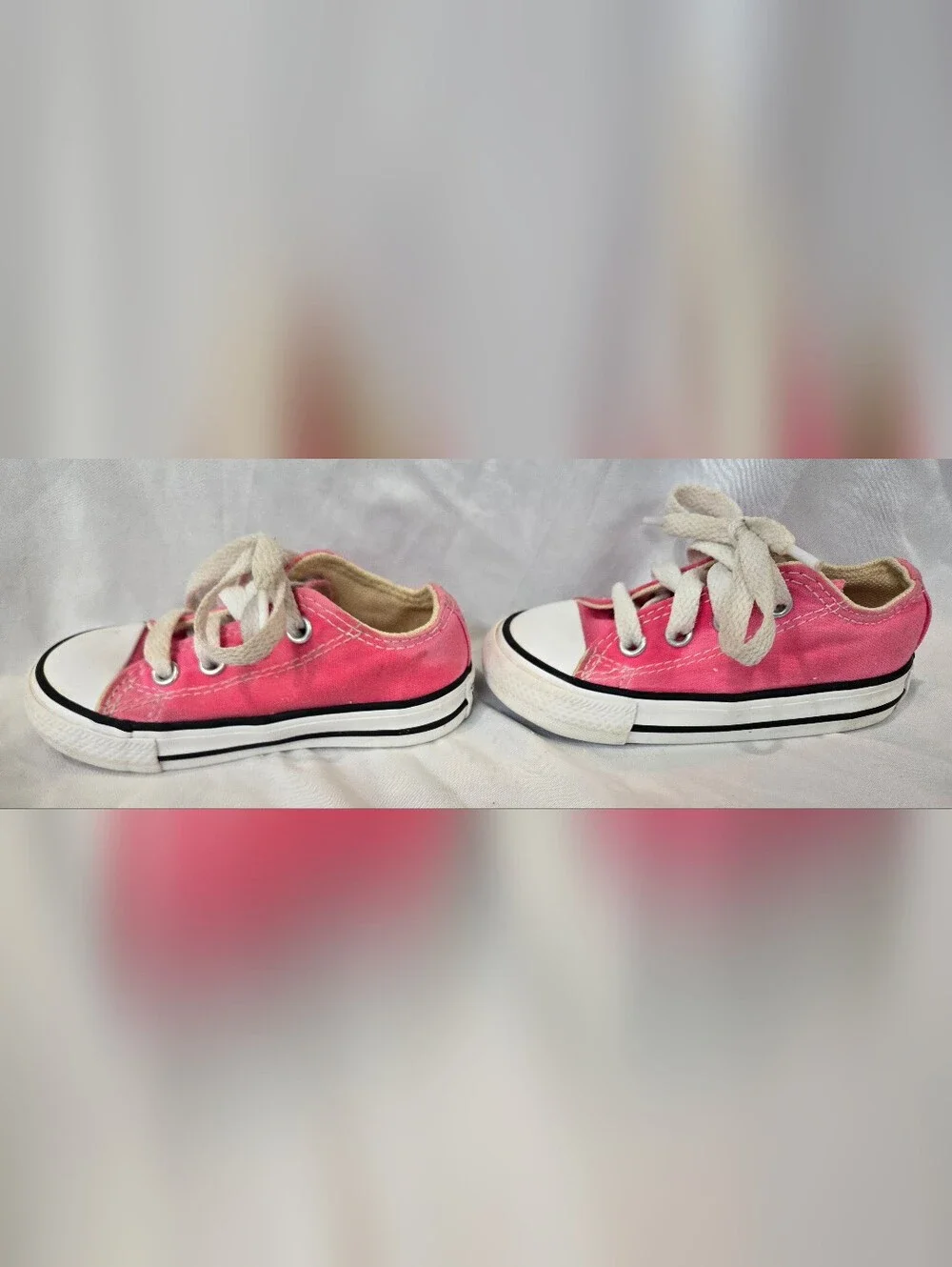 Converse bright pink